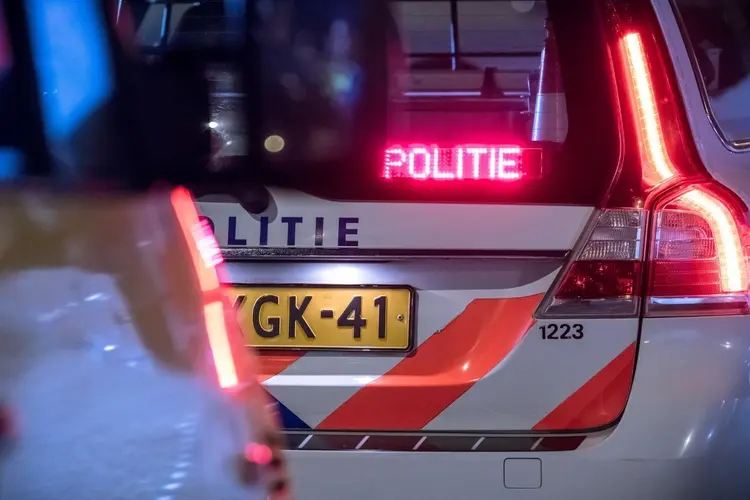 Politie onderzoekt steekincident Kerkstraat Assen