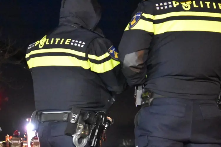 Politie zoekt getuigen na poging overval op horecagelegenheid in Eelderwolde